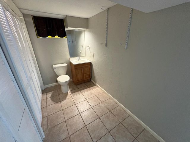 19608 E 30th Street S, Independence, MO 64057