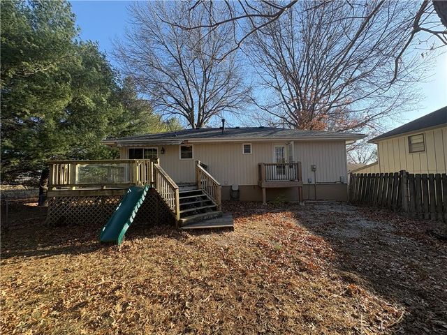 19608 E 30th Street S, Independence, MO 64057
