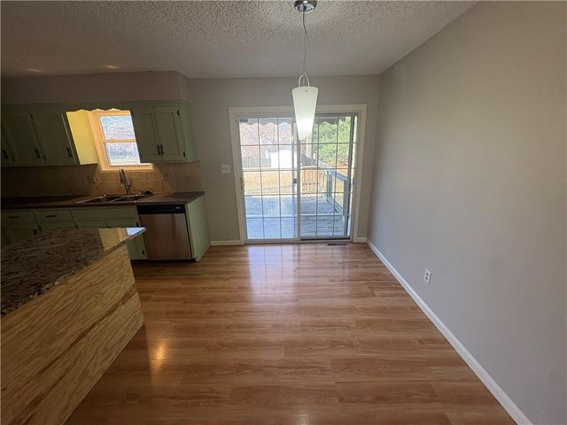 19608 E 30th Street S, Independence, MO 64057