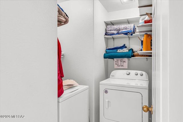 9840 N Stageline Trail, Tucson, AZ 85742