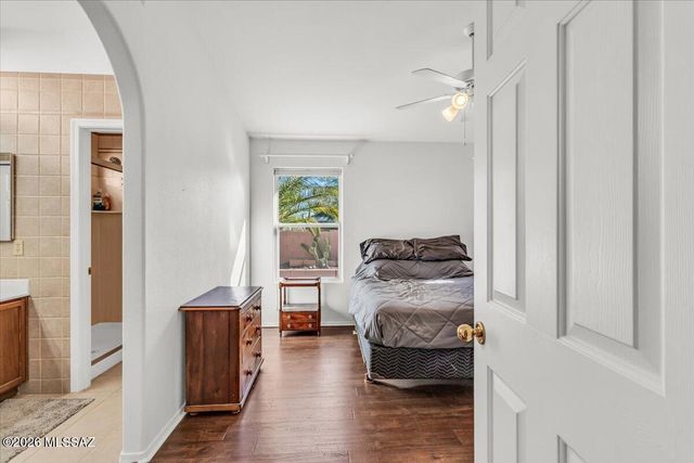 9840 N Stageline Trail, Tucson, AZ 85742