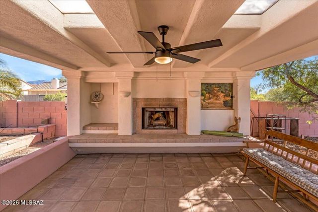 9840 N Stageline Trail, Tucson, AZ 85742