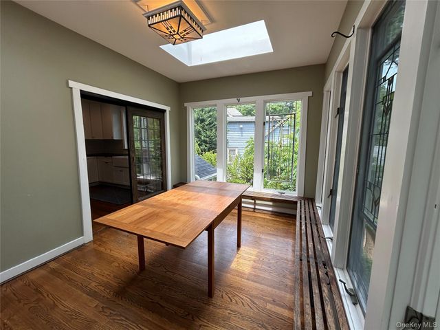 207 Prospect Avenue, Sea Cliff, NY 11579