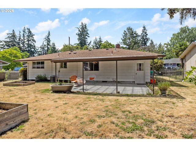 12601 Se MILL St, Portland, OR 97233