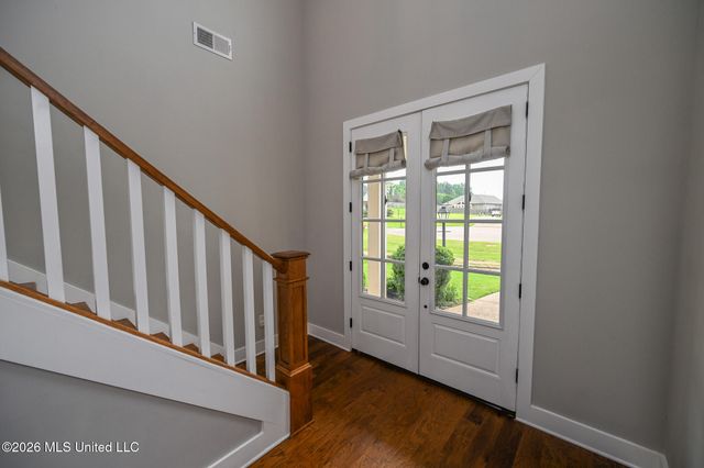 4938 Pleasant Breeze Drive, Olive Branch, MS 38654