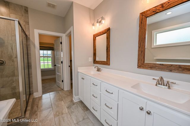 4938 Pleasant Breeze Drive, Olive Branch, MS 38654