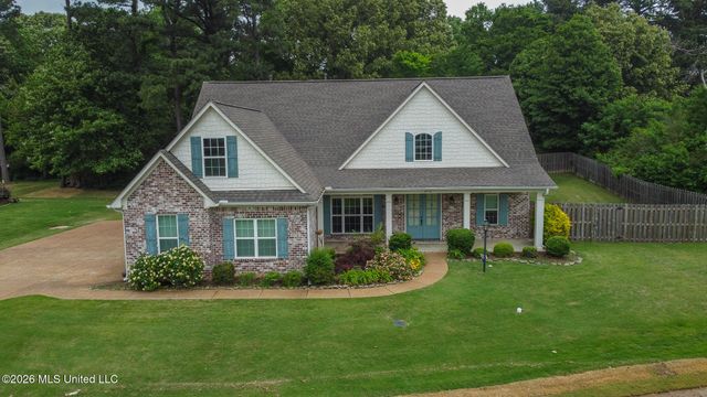 4938 Pleasant Breeze Drive, Olive Branch, MS 38654