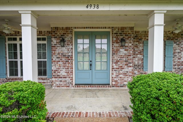 4938 Pleasant Breeze Drive, Olive Branch, MS 38654