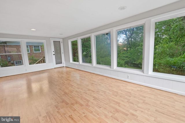 2623 DEPAUL DR, Vienna, VA 22180