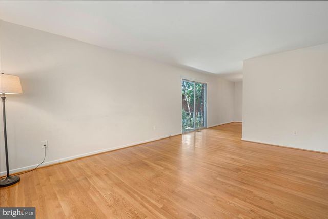2623 DEPAUL DR, Vienna, VA 22180