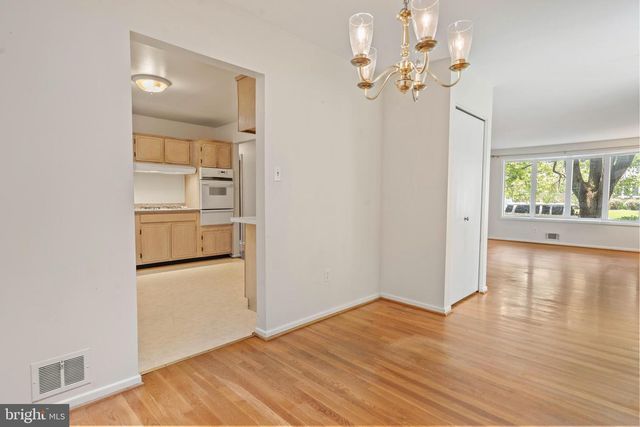 2623 DEPAUL DR, Vienna, VA 22180