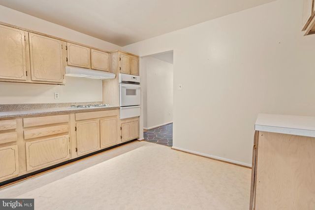 2623 DEPAUL DR, Vienna, VA 22180