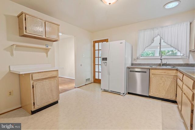 2623 DEPAUL DR, Vienna, VA 22180