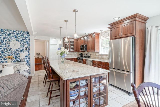 40 MOHAWK AVE, Clementon, NJ 08021