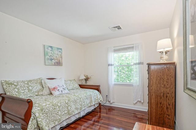 40 MOHAWK AVE, Clementon, NJ 08021