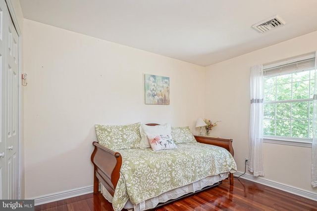 40 MOHAWK AVE, Clementon, NJ 08021