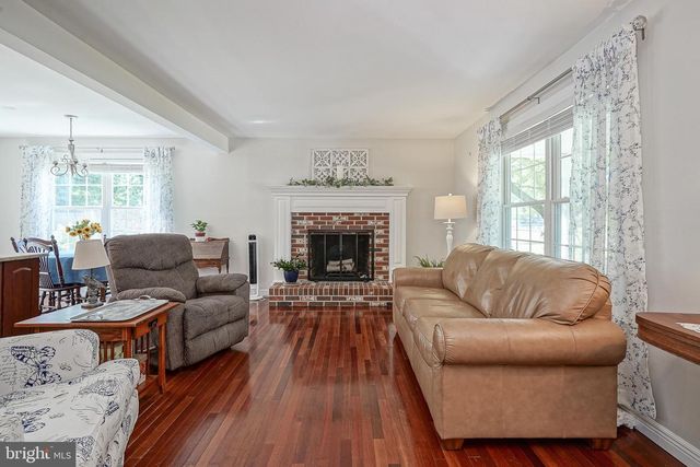 40 MOHAWK AVE, Clementon, NJ 08021