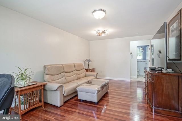 40 MOHAWK AVE, Clementon, NJ 08021