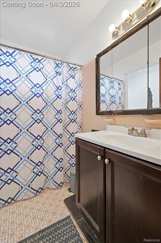 19947 Woodbine Street, Detroit, MI 48219