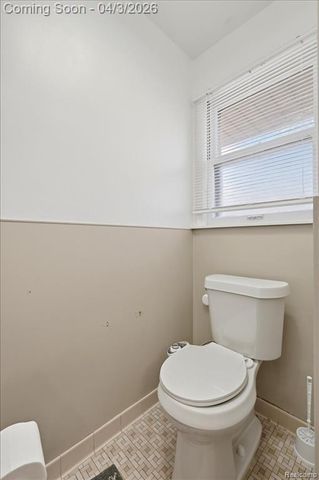 19947 Woodbine Street, Detroit, MI 48219