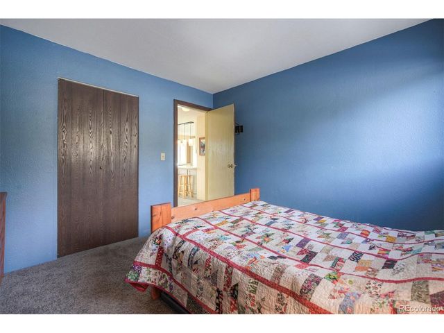 9825 Ryan Gulch Rd B-201, Silverthorne, CO 80498