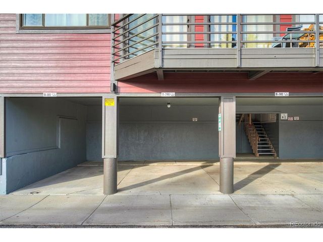 9825 Ryan Gulch Rd B-201, Silverthorne, CO 80498