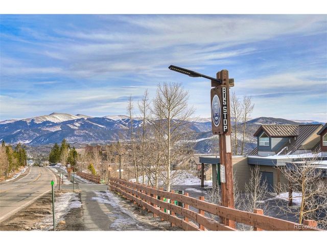 9825 Ryan Gulch Rd B-201, Silverthorne, CO 80498