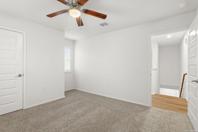 631 E Carolina St Bldg 4, San Antonio, TX 78210