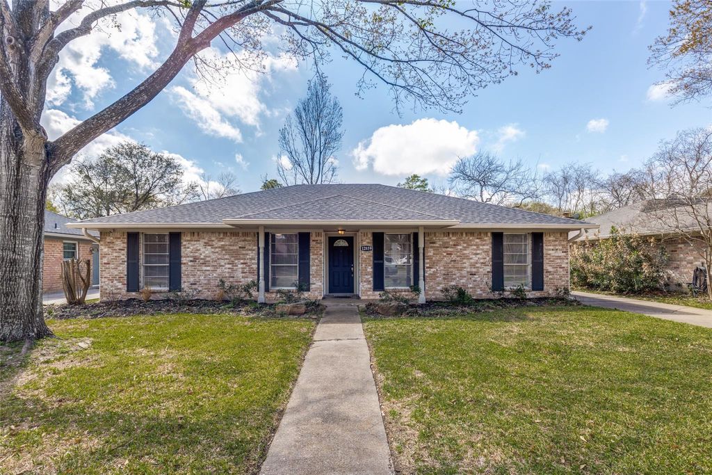 12859 Westmere Drive, Houston, TX 77077