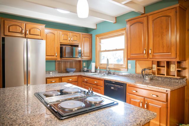 1440 Woodland Drive SW, Rochester, MN 55902
