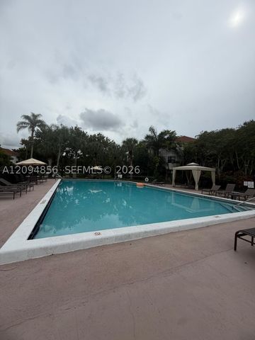 10125 W Sunrise Blvd 303, Plantation, FL 33322