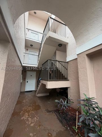 10125 W Sunrise Blvd 303, Plantation, FL 33322