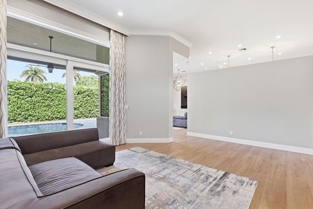 4445 NW 28th Way, Boca Raton, FL 33434