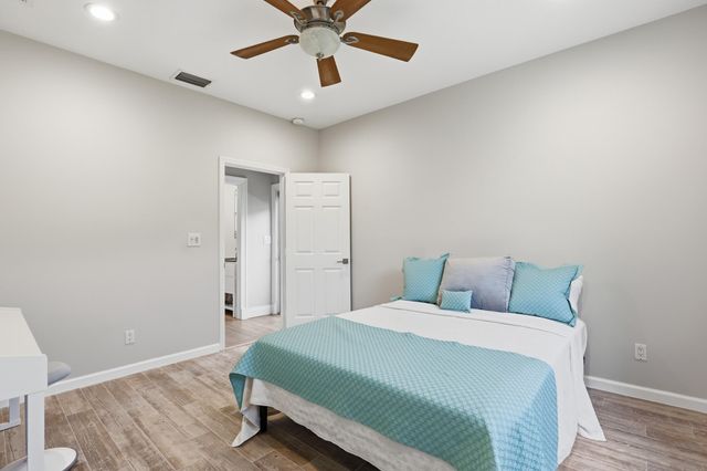 4445 NW 28th Way, Boca Raton, FL 33434