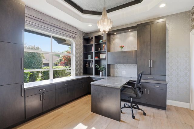 4445 NW 28th Way, Boca Raton, FL 33434