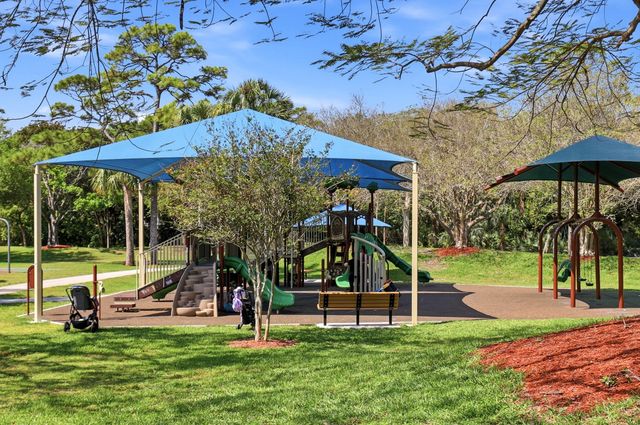 4445 NW 28th Way, Boca Raton, FL 33434