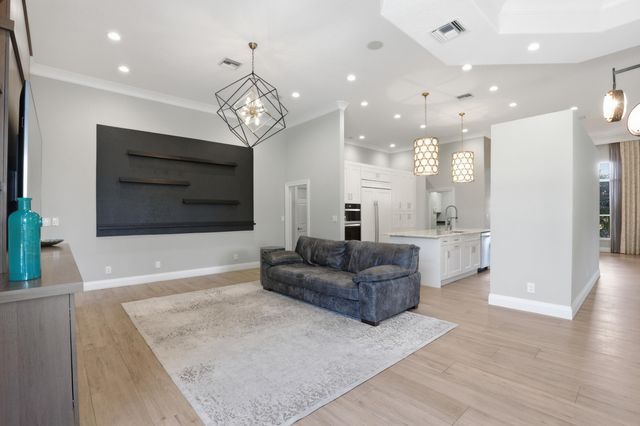 4445 NW 28th Way, Boca Raton, FL 33434