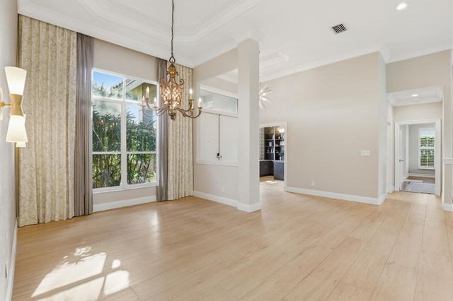 4445 NW 28th Way, Boca Raton, FL 33434