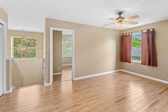 3516 NW Deer Oak Drive, Jensen Beach, FL 34957