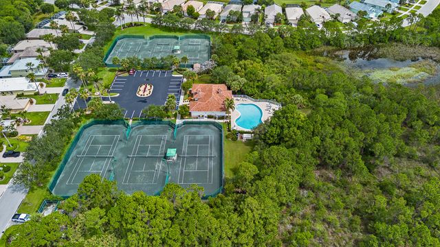 3516 NW Deer Oak Drive, Jensen Beach, FL 34957