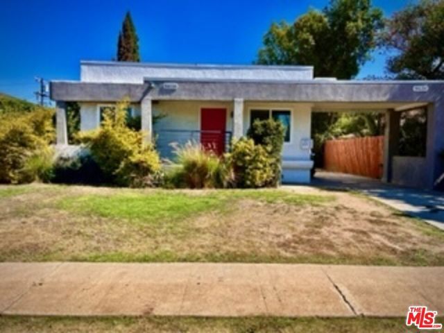 9638 S Hobart Boulevard, Los Angeles, CA 90047