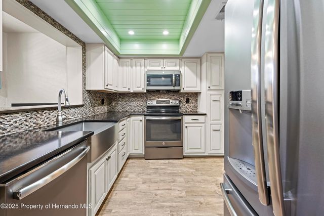 11436 W Clubview Drive, Homosassa, FL 34448