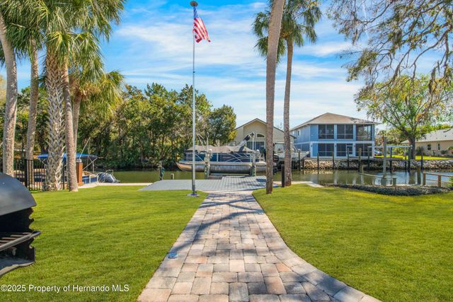 11436 W Clubview Drive, Homosassa, FL 34448