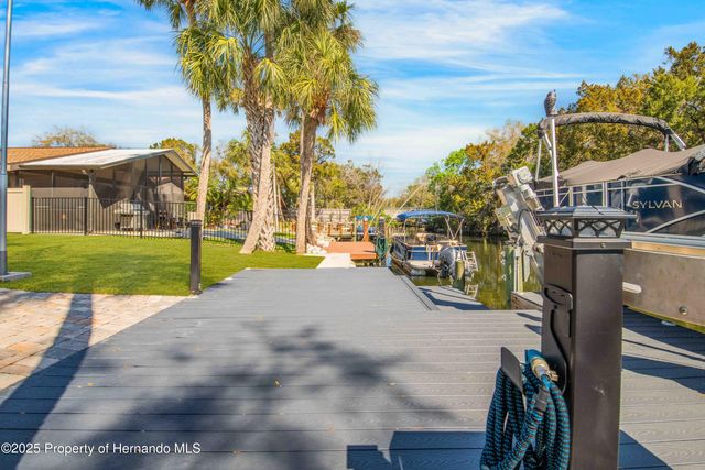 11436 W Clubview Drive, Homosassa, FL 34448