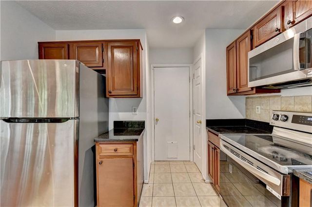 1285 Strasbourg Court, Norcross, GA 30093