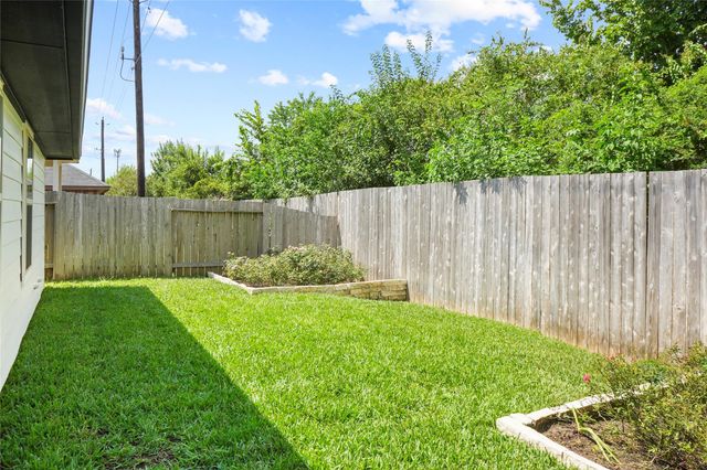 12112 City Trek Lane, Houston, TX 77047