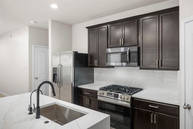 12112 City Trek Lane, Houston, TX 77047