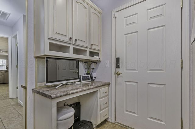 3517 S Mirror Street, Amarillo, TX 79118