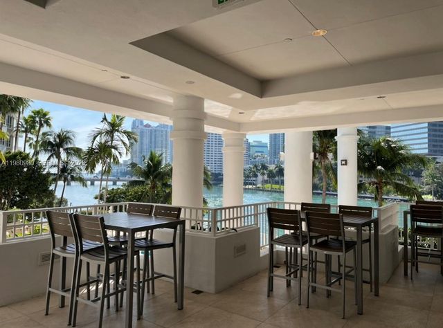 801 Brickell Key Blvd 806, Miami, FL 33131