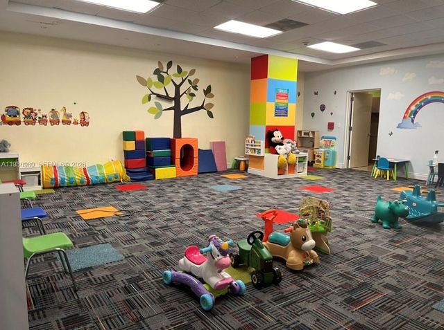 801 Brickell Key Blvd 806, Miami, FL 33131